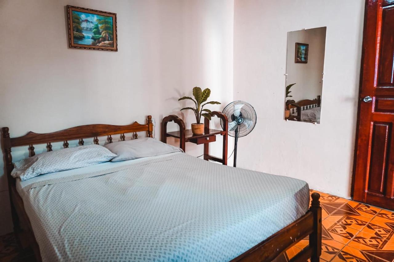 Hostal Los Chamos San Juan del Sur Kültér fotó